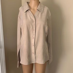 Women’s long sleeve blouse.